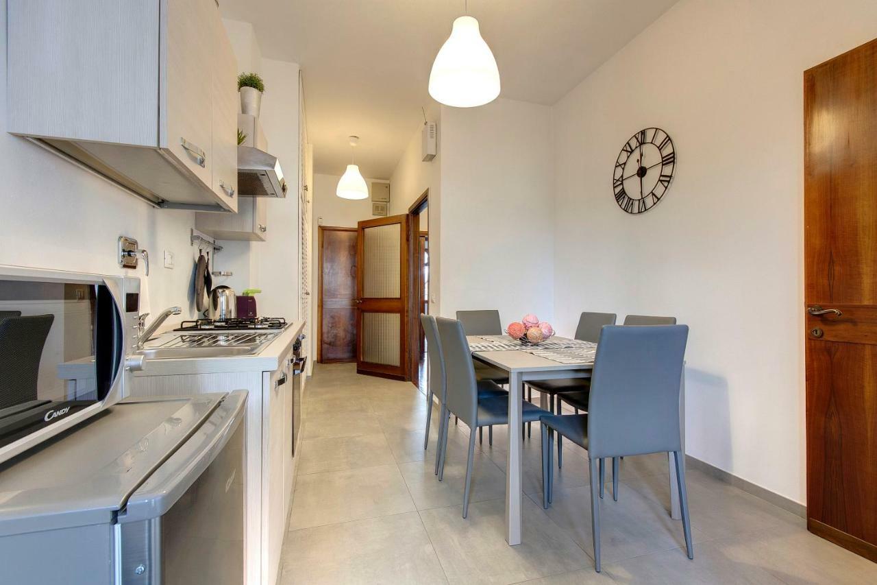 Lungarno Apartment By Mamo Флоренция Экстерьер фото